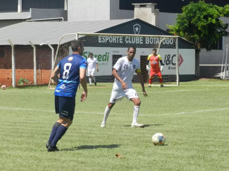 Edson PY Lavacar/Pref. de Marechal Rondon goleia e avança à semifinal da Supercopa Metropolitana