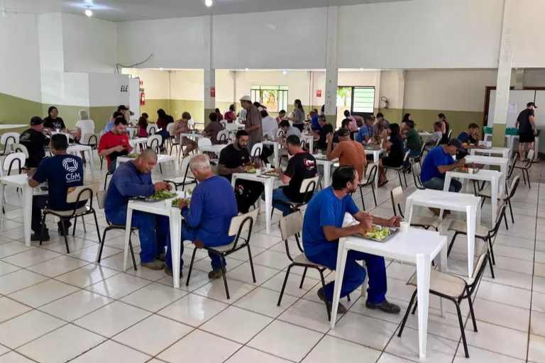 Restaurantes populares de Toledo voltam a funcionar com várias novidades