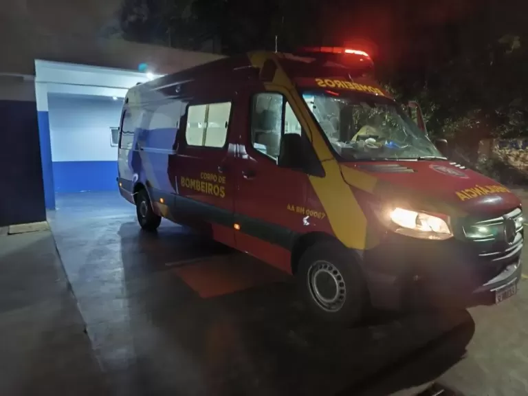 Motociclista sofre queda na PR-239 em Quatro Pontes