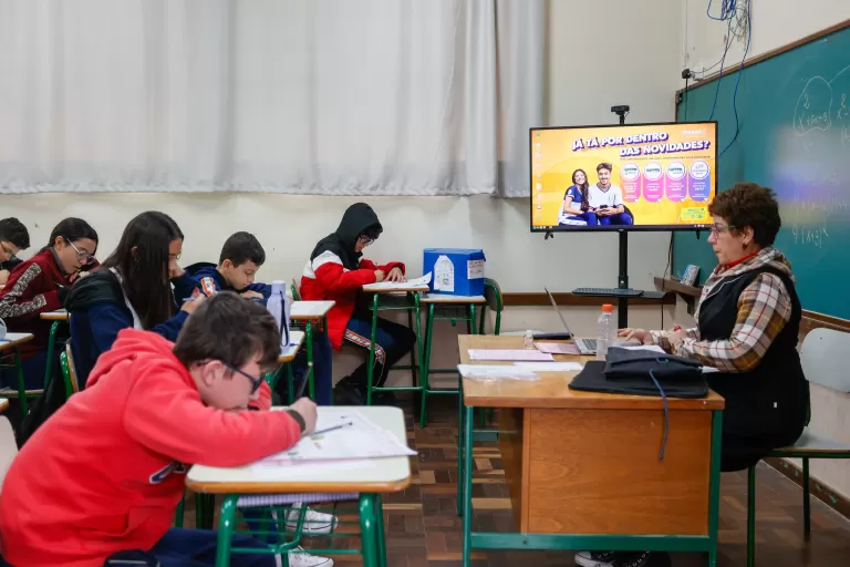 Estado promove pesquisa online para ouvir professores da rede e fortalecer a educação pública