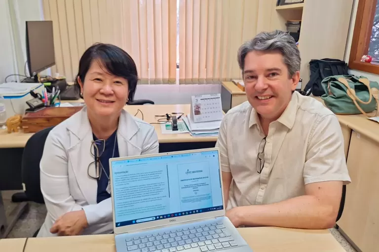 Medicina da UEL é primeira universidade pública do Paraná a ter selo de Acreditação do CFM