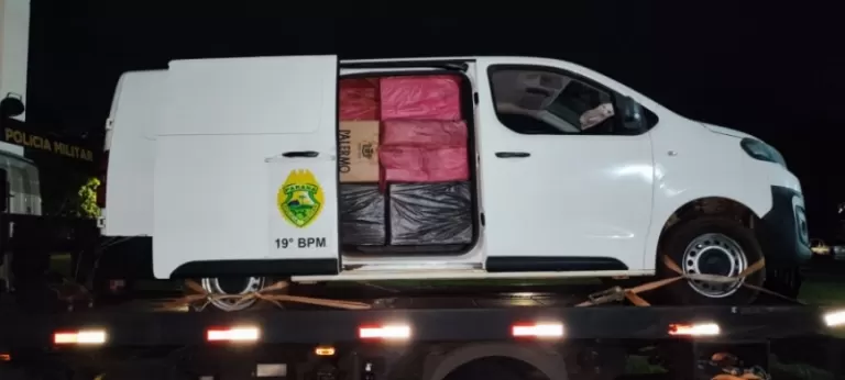 Polícia apreende van carregada com cigarros após perseguição em Marechal Rondon