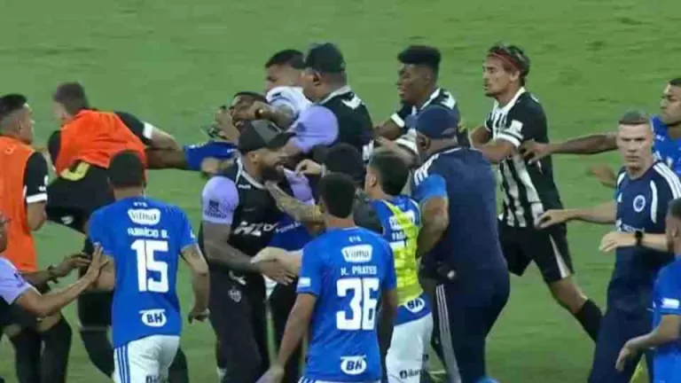 Cruzeiro x Atlético: final do Mineiro termina com pancadaria
