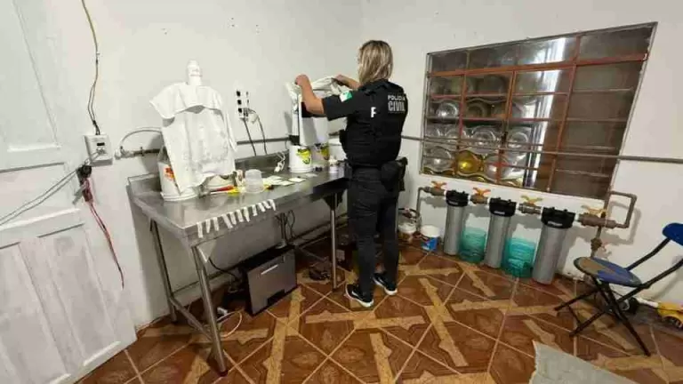 Homem que prometia cura para câncer é preso em Curitiba