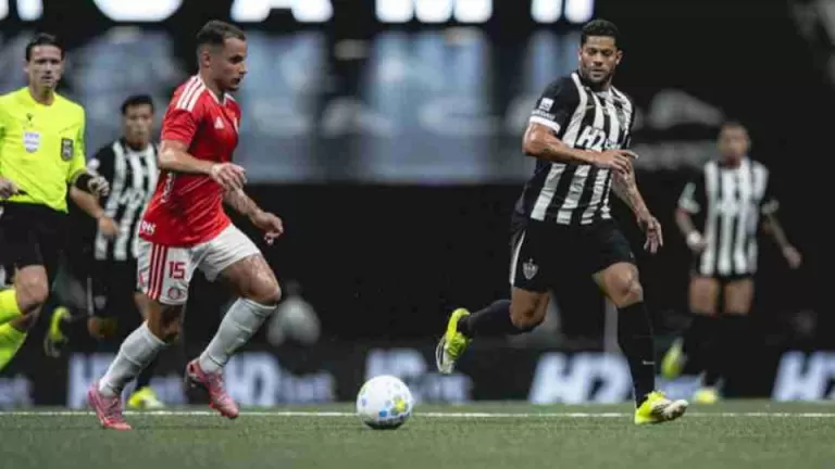 Gol relâmpago garante vitória do Atlético-MG contra Internacional