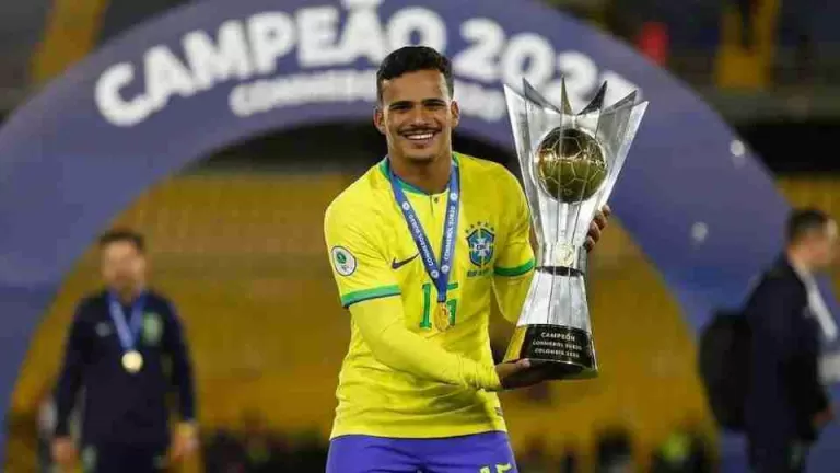 Lateral Kaiki é convocado para amistosos da seleção brasileira