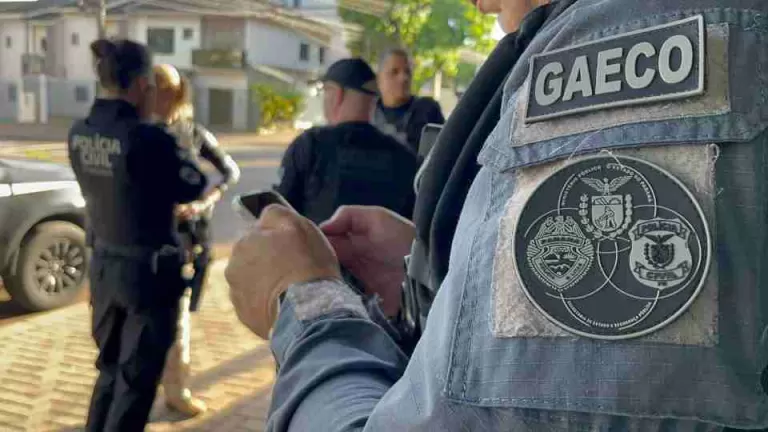 PMs são alvo de operação por homicídio e fraude em Céu Azul