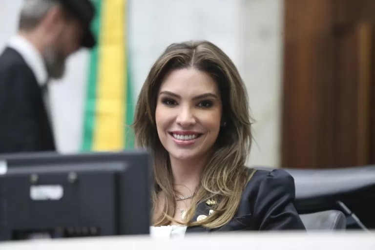 Assembleia Legislativa aprova lei que protege servidoras públicas vítimas de violência doméstica