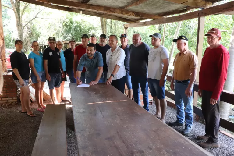 Assinada ordem de serviço para pavimentação asfáltica na Linha Sanga do Mico