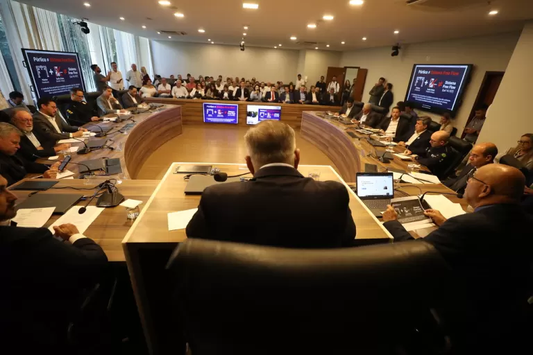 Pedágio eletrônico gera críticas e debate na Assembleia do Paraná