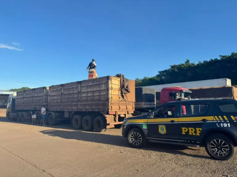 Casal é preso em Marechal Rondon com bitrem carregado com 150 mil maços de cigarros contrabandeados