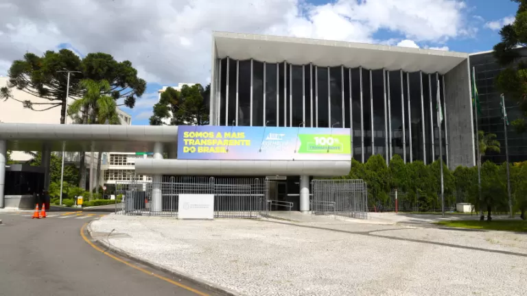 Saúde renal, escala 6×1, interiorização e homenagens estão entre os destaques da agenda da Assembleia