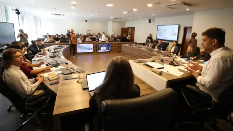 Debate sobre projeto de novo Código Florestal reúne especialistas do setor na Assembleia Legislativa