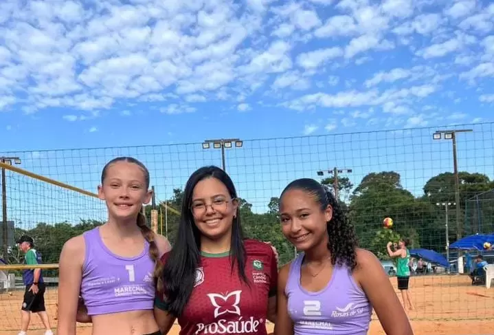 Vôlei de Praia/Pref. de Marechal Rondon avança com seis duplas no Circuito Paranaense de Vôlei de Praia