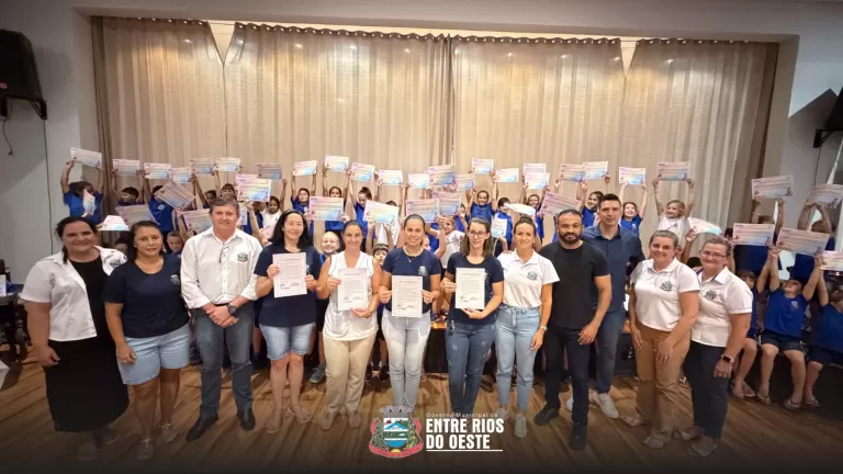 Educação entrerriense celebra resultado histórico na prova fluência 2025