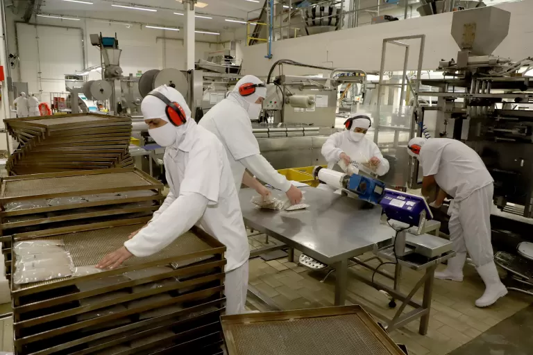 Agências do Trabalhador do Paraná têm 25,3 mil vagas em todos os setores da economia