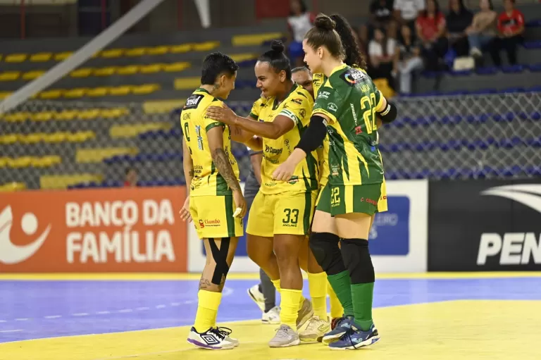 AACC faz ótima estreia na LFF, mas perde para atuais campeãs com gol no fim