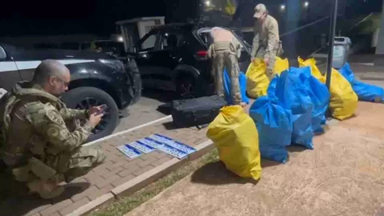 Adolescente é apreendido com quase meia tonelada de maconha na BR-277