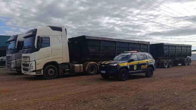 PRF flagra rodotrens com quase 70 toneladas de excesso de peso em Quatro Pontes