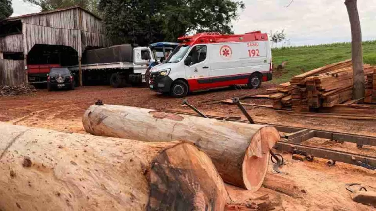 Idoso morre após trator tombar durante trabalho em propriedade rural de Missal
