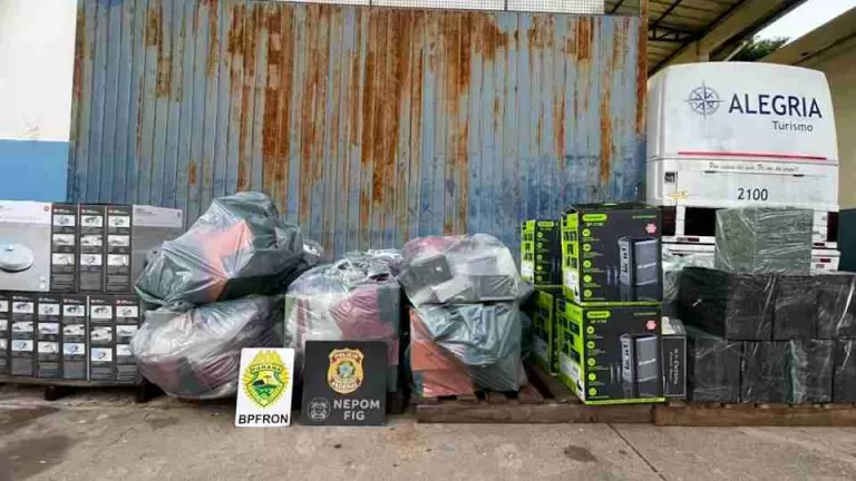 Depósito clandestino é descoberto em estacionamento em Foz do Iguaçu