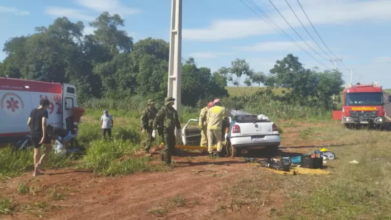Capotamento entre Palotina e Terra Roxa deixa cinco feridos e mobiliza helicóptero do Samu