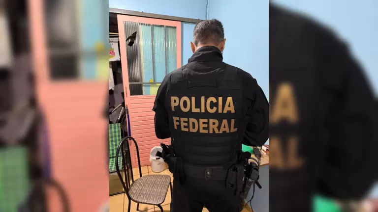 Polícia Federal prende homem em Toledo por armazenar mais de seis mil arquivos de abuso sexual infantil