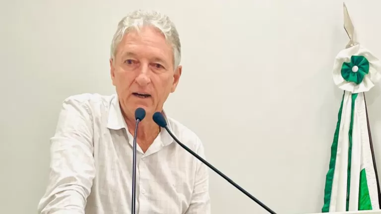 Valdir Sachser solicita estudo para regularização de imóveis urbanos construídos até 2025