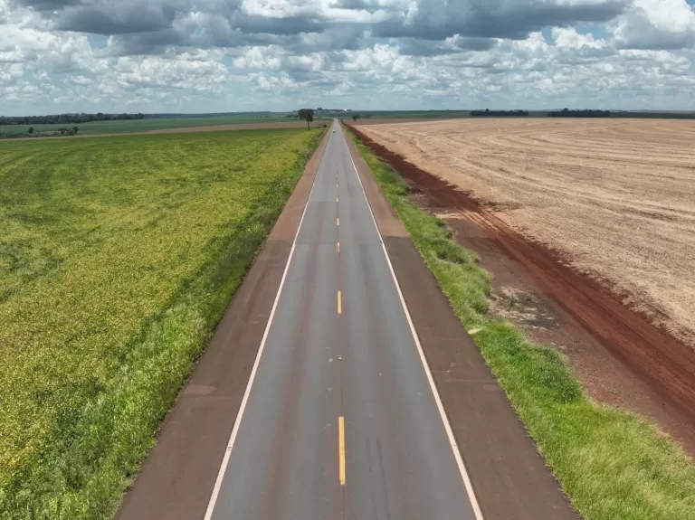 Concessionária Via Campo incentiva regularização do plantio agrícola às margens da BR-163