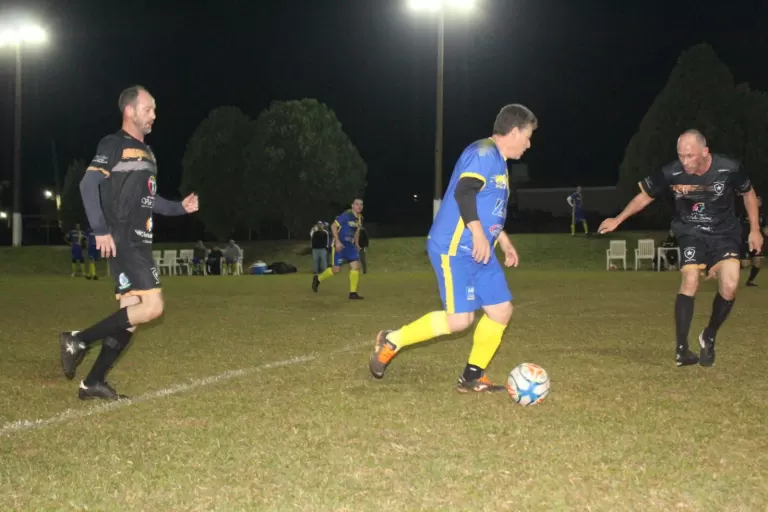 Municipal de Futebol Suíço Veterano começa na segunda-feira com três jogos