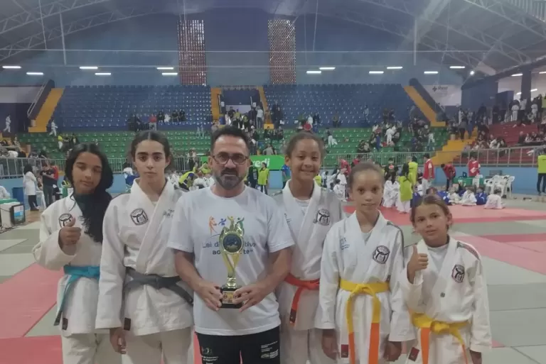 Crianças de projetos das escolas Osvino Weirich e Floriano Peixoto participam de Torneio Regional Oeste de Judô