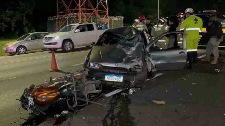 Motorista embriagado invade contramão e provoca grave acidente na BR-277