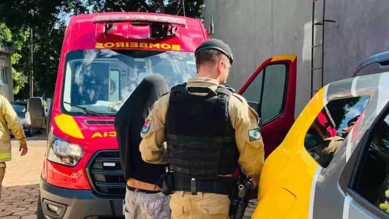 Assalto na BR-277 termina com colisão, suspeito preso e arma apreendida