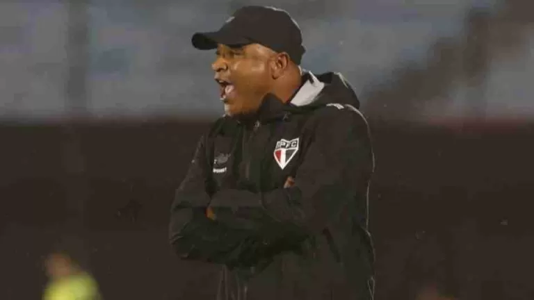 São Paulo demite técnico Roger Machado