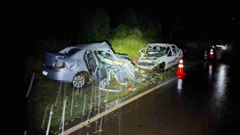 Grave acidente deixa três mortos e três feridos na PR-473
