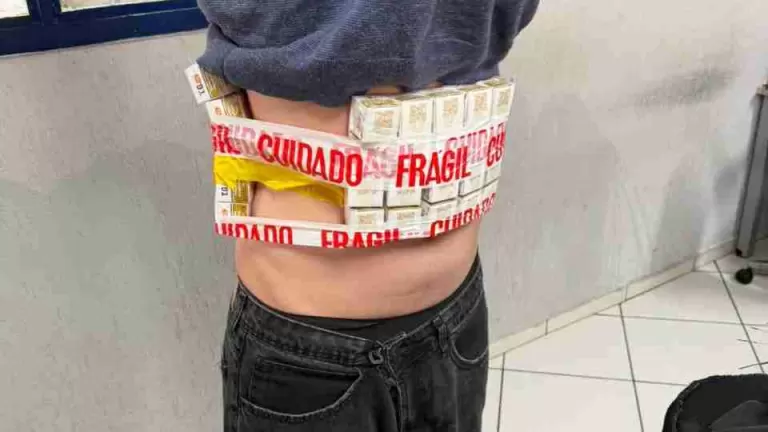 Estudantes de medicina são flagrados com R$ 150 mil de emagrecedores ilegais