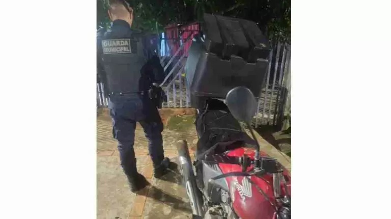Moto com 104 multas e mais de R$ 28 mil em débitos é apreendida em Toledo