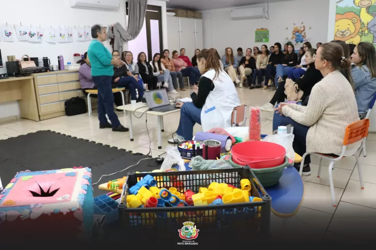 CMEI Gotinha de Mel avança na implantação da Educação Digital e Robótica na primeira infância