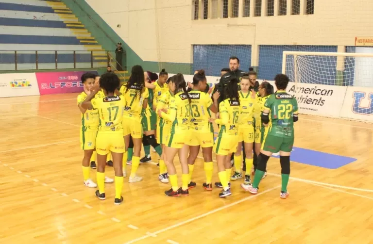 AACC cede empate no fim, mas segue invicta na Série Ouro