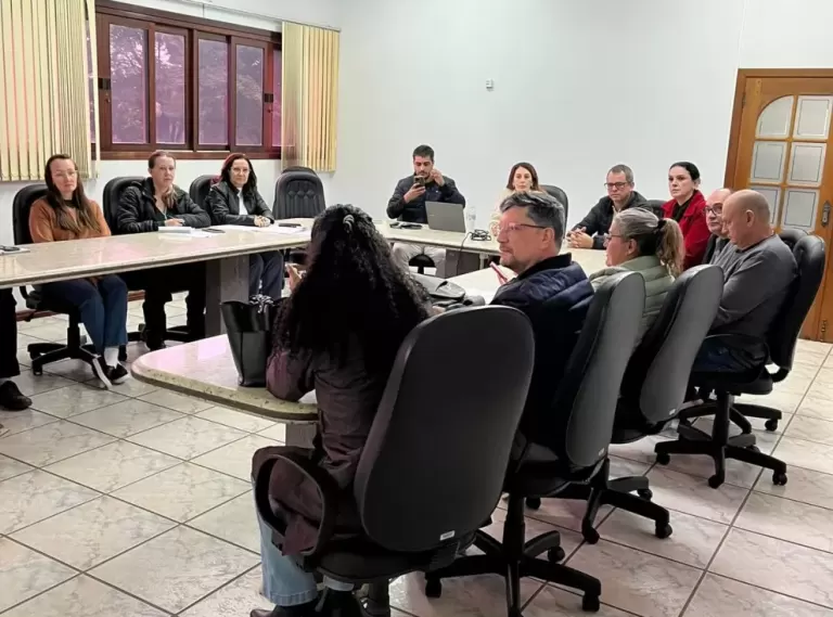 Quatro Pontes inicia caminhada rumo ao selo “Paraná Amigo da Pessoa Idosa”