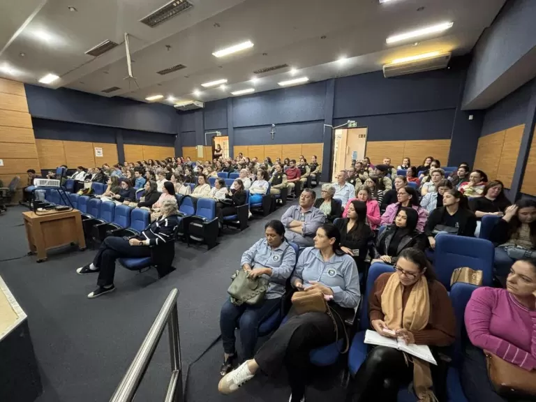 Funcionamento da Casa Abrigo Regional é tema de reunião técnica