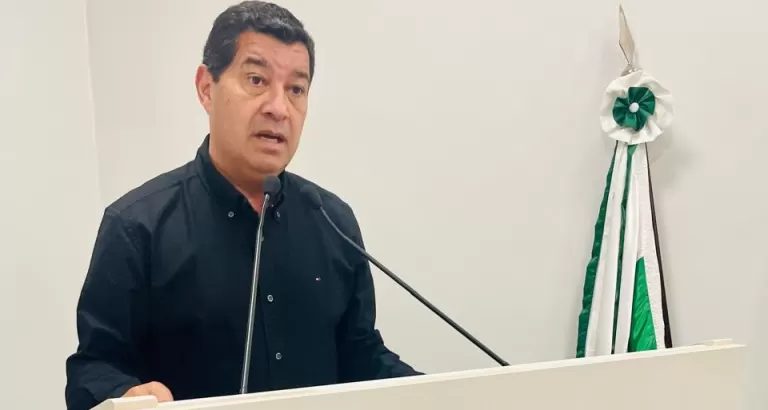 Após incidente com ônibus em rio, Coronel Welyngton pede capacitação de motoristas em Marechal Rondon
