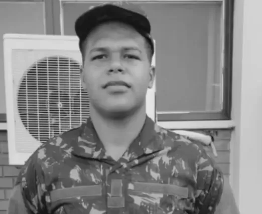 Quem era o soldado do Exército que morreu durante treinamento físico em Cascavel?