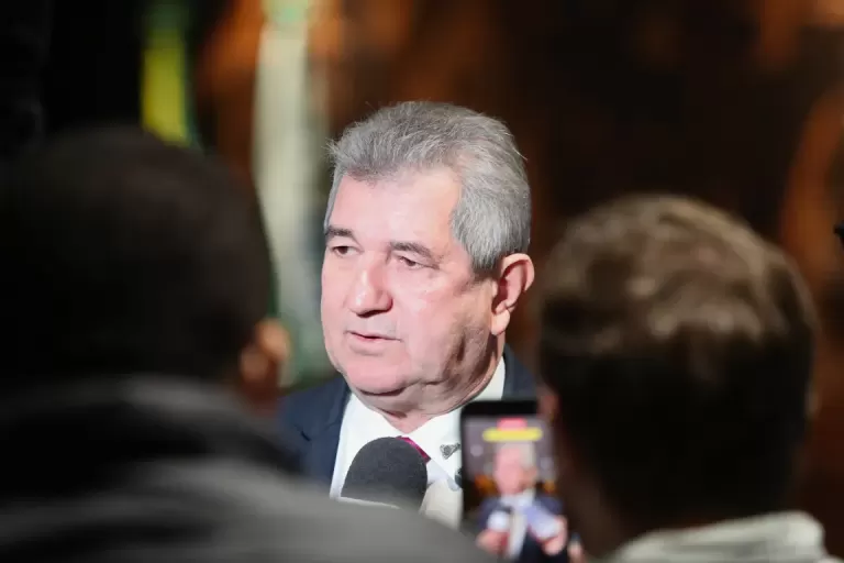 Deputado Pedro Paulo Bazana orienta APAEs e demais entidades sobre nova resolução do CNAS