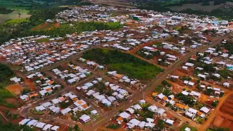 Famílias atingidas por tornado vão receber auxílio financeiro a partir de junho