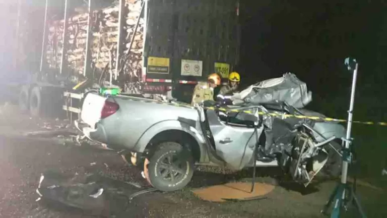 Acidente na PR-160 deixa dois mortos e dois feridos