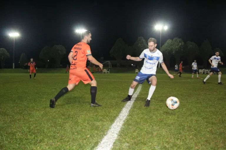 Jaclani Esportes vence jogo dramático e vai encarar a Dr. Moustache na final da Taça Betinho 2026