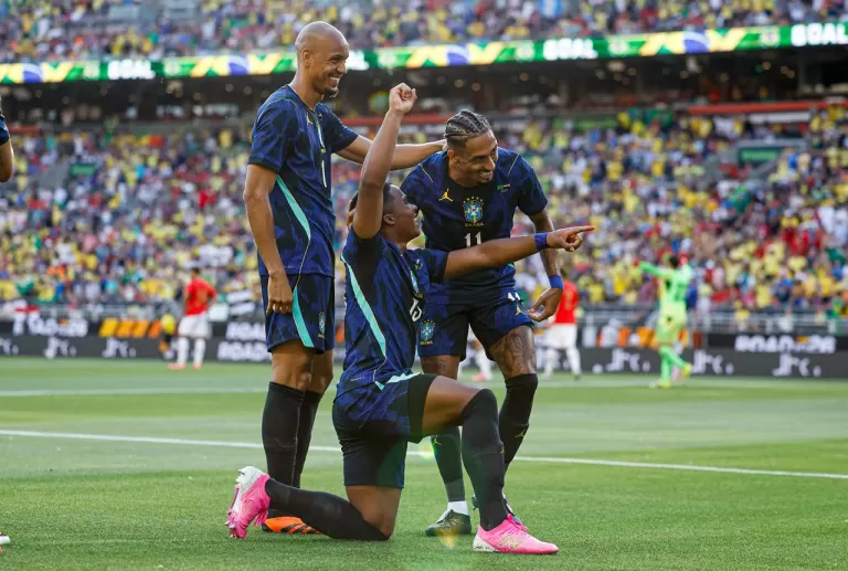 Brasil supera Egito em último compromisso antes da Copa do Mundo
