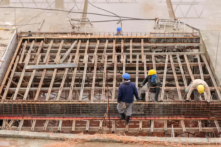 Do estágio ao superior: Paraná tem 20.240 vagas de emprego nas Agências do Trabalhador