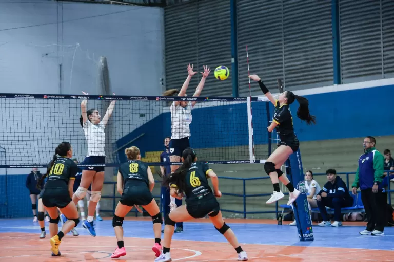 Vôlei Marechal estreia no Paranaense Adulto Série A de Voleibol